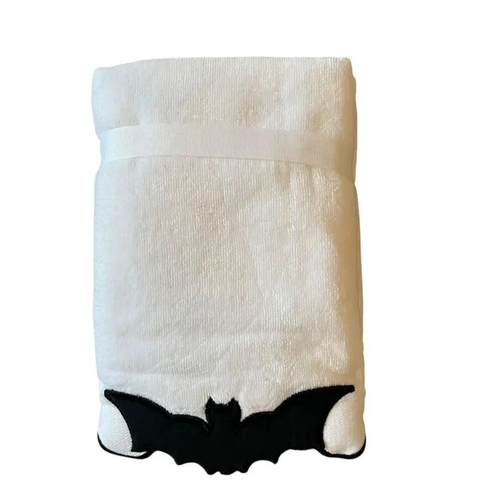 Kassadecor Halloween Bat Hand Towels 18x28 Plush Black & White Set of 2 NEW